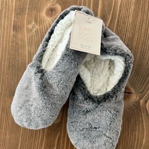 NWT Slipper Socks